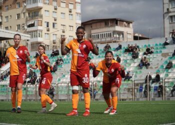 Bornova Hitab Spor 2-3 Galatasaray Petrol Ofisi
