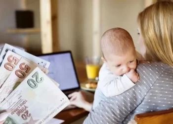 SGK, çalışan annelere verilen bakıcı desteğini artırdı