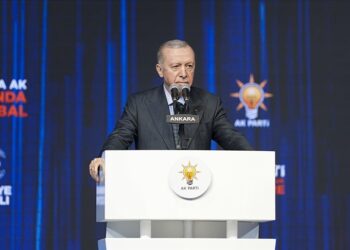 Erdoğan, AK Parti Genel Başkanlığı’na yeniden seçildi