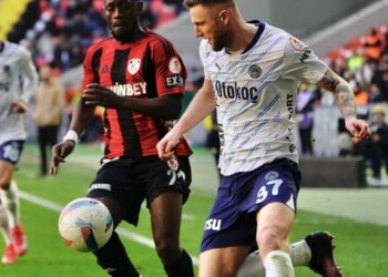 Fenerbahçe, kupada çeyrek finale yükseldi!