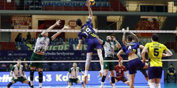 Fenerbahçe Medicana, Akkuş’u evinde rahat yendi!