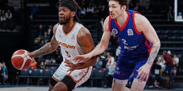 Galatasaray, Bahçeşehir Koleji’ni son periyotta devirdi!