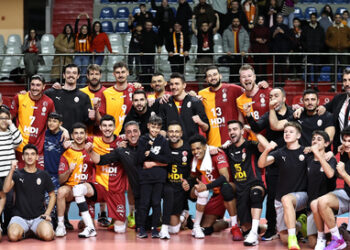 Galatasaray HDI Sigorta 3-0 Bursa BŞB