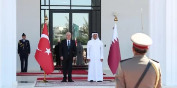 Milli Savunma Bakanı Güler, Katar’a gitti