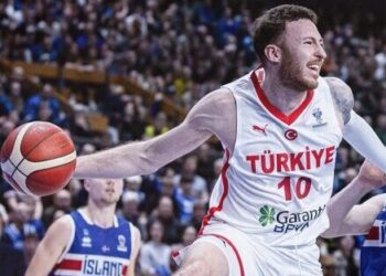 İzlanda 83-71 Türkiye