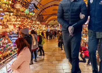 Kapalıçarşı’da kara para operasyonu: Başkan yardımcısı gözaltında