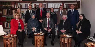 TBMM Başkanı Kurtulmuş, Japonya’da Yunus Emre Enstitüsü’nü gezdi