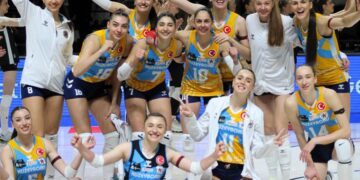 Kuzeyboru, Beşiktaş’ı İstanbul’da set vermeden geçti!