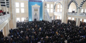 Muş’ta, 12 bin kişilik İmam-ı Şafi Camisi ibadete açıldı!