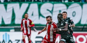 Samsunspor, Konya’da 3 puanı tek golle aldı!