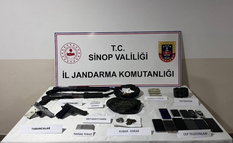 sinop erfelek te uyusturucu operasyonu 2 gozalti habermeydan e1739376053342