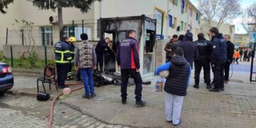 Sinop Gazi Mustafa Kemal İlkokulu güvenlik kulübesinde yangın!