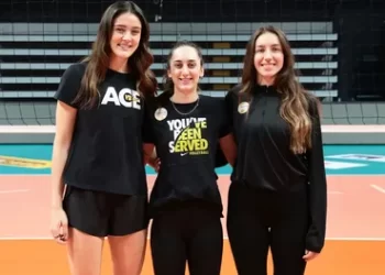 VakıfBank, 3 isimle sözleşme uzattı!