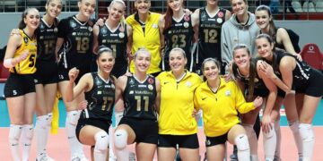 VakıfBank, THY’yi deplasmanda yendi!