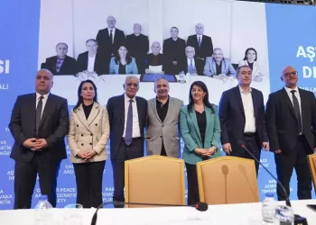 Abdullah Öcalan’ın çağrısına Kandil’den yanıt: Ateşkes ilan ediyoruz