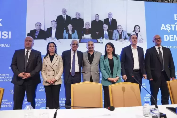 Abdullah Öcalan'ın çağrısına Kandil'den yanıt: Ateşkes ilan ediyoruz Abdullah Ocalanin cagrisina Kandilden yanit habermeydan