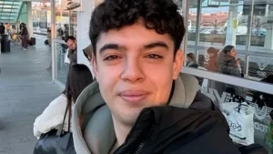 'Her şey çok güzel olacak' sloganının mucidi Berkay Gezgin neden tutuklandı? Berkay Gezgin neden tutuklandi1 habermeydan