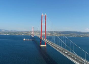 Bakan Uraloğlu: Çanakkale Köprüsü son 3 yılda 7 milyon araca hizmet verdi