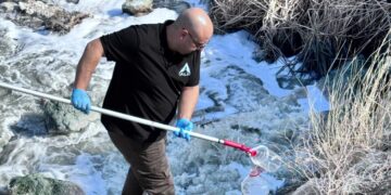 Balık ölümleri görülen Ceyhan Nehri’nde inceleme