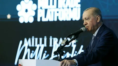 Cumhurbaşkanı Erdoğan: Demokrasiden, hukuktan, meşru ve makbul çizgiden sapmayacağız Demokrasi habermeydan