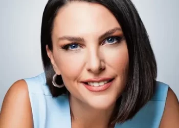 Gazeteci ve sunucu Ece Üner kimdir? Ece Üner hayatı ve kariyeri