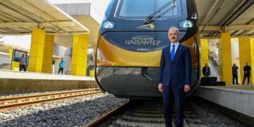 Bakan Uraloğlu: Gaziray’da Kullanılacak İlk Milli Banliyö Tren Seti Raylara Çıktı