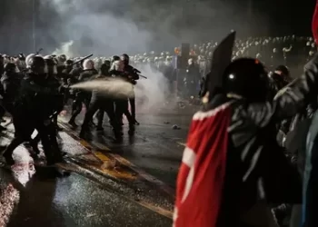 Protestolarda tutuklanan gazeteciler tahliye edildi