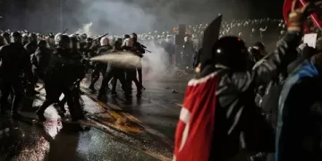 Protestolarda tutuklanan gazeteciler tahliye edildi