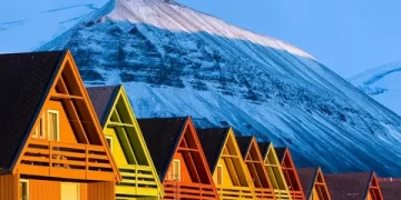 Svalbard Adası nerede? Svalbard adasında kaç kişi yaşıyor?
