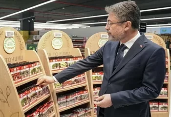 Tescillenen ata tohumları satışa sunuldu