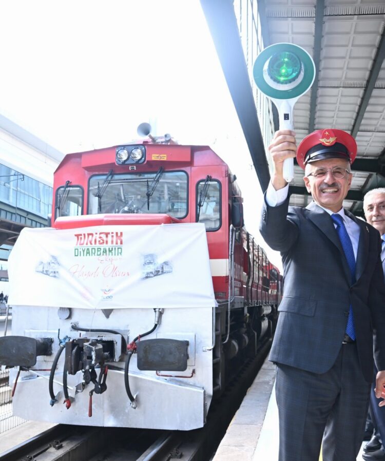 Turistik Diyarbakir Ekspresi habermeydan