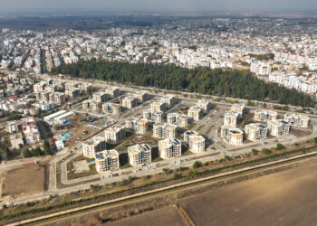Bakan Kurum: Adana Ceyhan’da afet konutlarımızı tamamladık