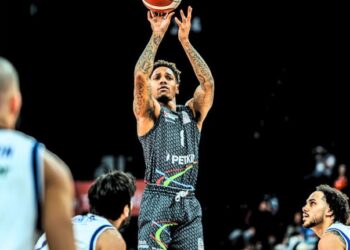 Anadolu Efes 101-103 Aliağa Petkimspor