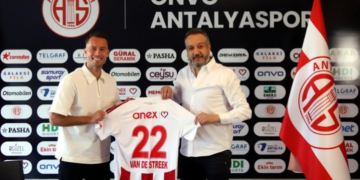 Antalyaspor, Sander Van de Streek ile sözleşme uzattı!