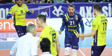 AXA Kupa Voley’de şampiyon Fenerbahçe Medicana!