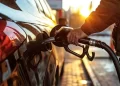 Benzin ve motorine zam geldi: Güncel litre fiyatları belli oldu Benzine ve motorine ne kadar indirim geldi? Güncel akaryakıt fiyatları