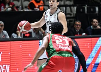 Beşiktaş, Yalovaspor’u 21 sayı farkla yendi!