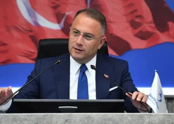 Beylikdüzü Belediye Başkanı Mehmet Murat Çalık tutuklandı