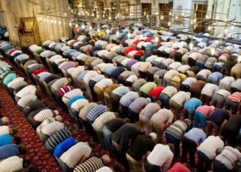 14 Mart Cuma namazı saat kaçta kılınacak?