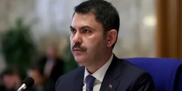 Bakan Kurum’dan deprem bölgesinde fahiş fiyatla beton satan firmalara tepki!
