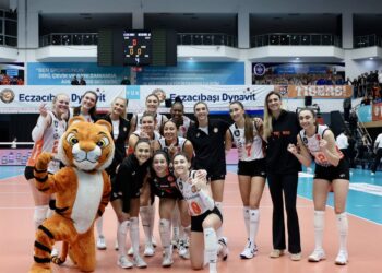 Eczacıbaşı Dynavit, Beşiktaş’a set vermedi!