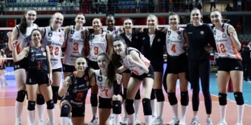 Eczacıbaşı Dynavit, Galatasaray’ı set vermeden geçti!