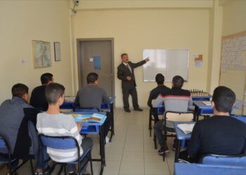 Bakan Tunç’tan hükümlü ve tutuklulara yönelik eğitim desteği hakkında açıklama