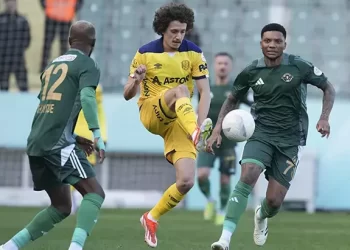 Esenler Erokspor evinde Ankaragücü’nü 3 golle geçti!