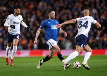 Fenerbahçe Avrupa’ya penaltılarda veda etti!