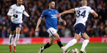 Fenerbahçe Avrupa’ya penaltılarda veda etti!