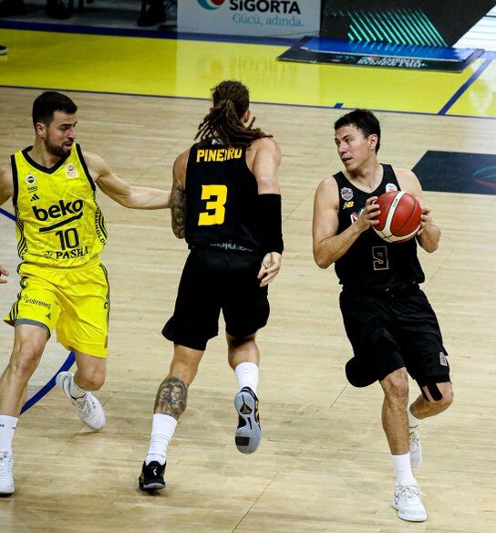 Fenerbahçe Beko 101-93 Mersin Spor fenerbahce beko 101 93 mersin spor habermeydan e1743345262247