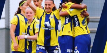 Fenerbahçe kadınlar derbisinde Beşiktaş’ı devirdi!