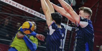 Fenerbahçe Medicana, Halkbank’ı rahat geçti!