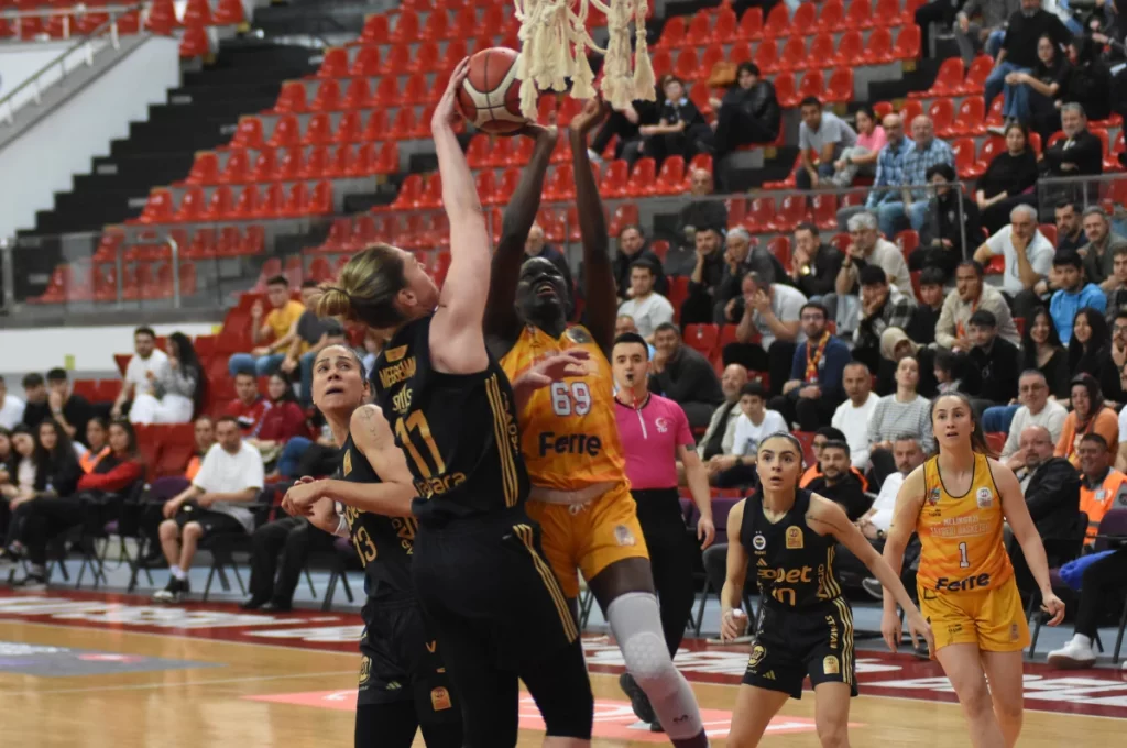 fenerbahce opet yari finalde1 habermeydan